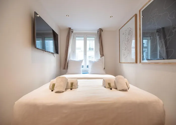 Cia - Pierre Fontaine Paříž